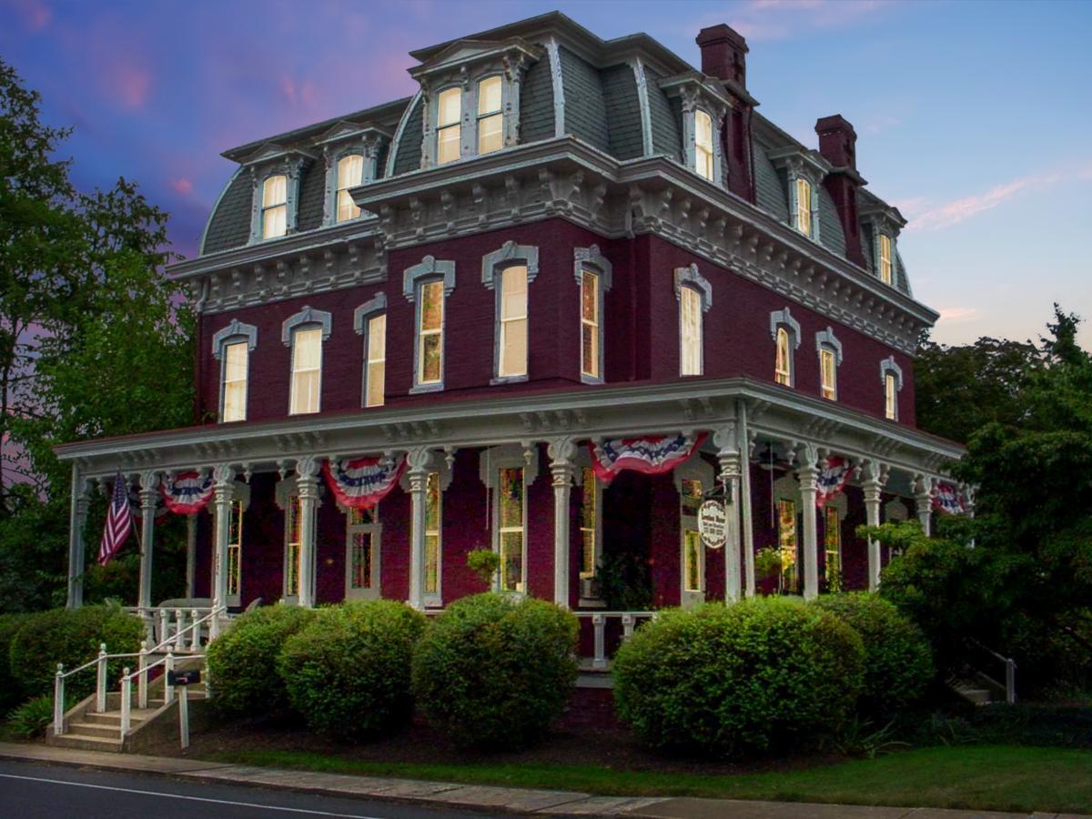 Lovelace Manor Bed And Breakfastランカスター エクステリア 写真